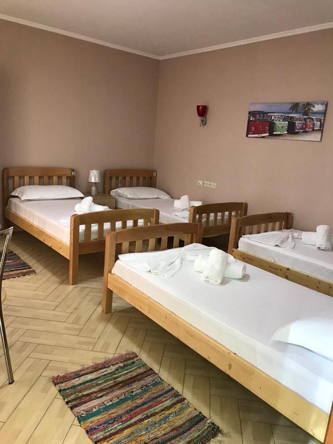 Hotel Durres Vila 53 Buitenkant foto