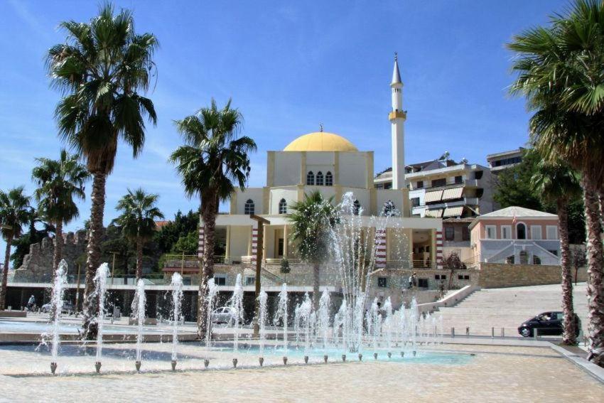 Hotel Durres Vila 53 Buitenkant foto